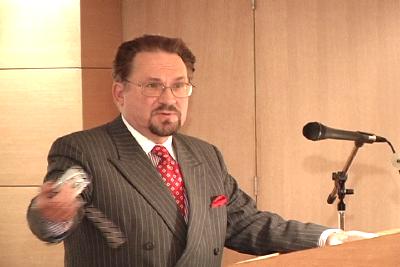 prof. Toivo Miljan - pics/2004/aab28.jpg