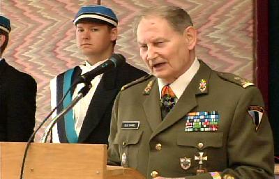 Kolonel leitnant Ülo Tamre - pics/2004/aas73.jpg