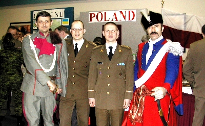 Eesti ja Poola ohvitserid - pics/2004/bor36.jpg