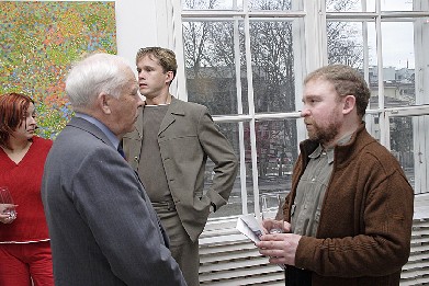 Ove Büttner Kastellaanimaja näituse avamisel (par. esimene) Fot: T. Rammul - pics/2005/10885_1.jpg