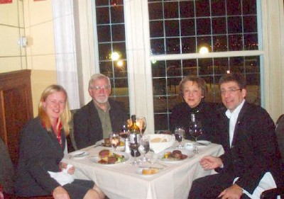 Left to right: Külliva De Elespp, Ain Dave Kiil, Eda McClung and Argo Küünemäe during a dinner meeting in historic Hotel Macdonald in Edmonton - pics/2006/12154_1.jpg