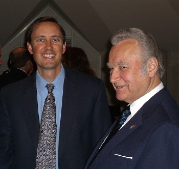 Hetk kahe eestlase kohtumiselt San Franciscos - investor Steve Jürvetson (vas.) ja president Arnold Rüütel. Foto: erakogust - pics/2006/12273_1.jpg