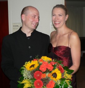 Dirigent Paavo Järvi ja solist Charlotte Hellekant pärast õnnestunud kontserti. Foto: Jan E. Siebert - pics/2006/14548_4.jpg