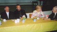 Dr. Andres Taul, peapiiskop, õp. Arho Tuhkru, pr. Eneri Taul ja dr. Roman Toi. 
 Foto: P. R.
 
  - pics/2008/08/20514_1_t.jpg