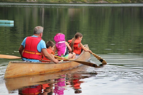 Toivo Träss oli üks laste kanuu huviringi juhendajatest - pics/2015/08/45661_044_t.jpg