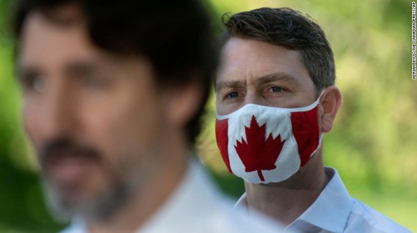 William Amos wears a Canadian flag mask on June 19, 2020. - pics/2021/05/58328_001_t.jpg
