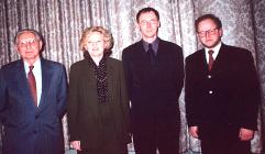  	Erich Rannu, Ene-Liis Martens, Andrus Viirg, Sulev Roostar. (foto: V Rannu.)  - pics/prior2003/ROOSTAR.jpg
